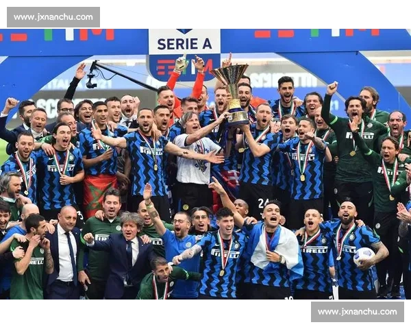 蓝鹰死磕蓝黑军团强强对话决定意甲争冠走势之战焦点大战全景解析